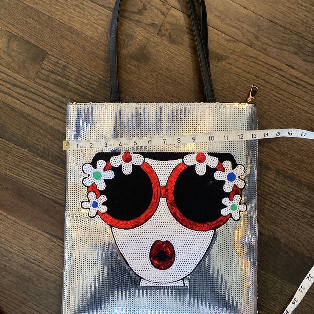 Sequin Pop Art Tote Sunglasses Black Faux Leather Vegan Silver EUC - Picture 3 of 6